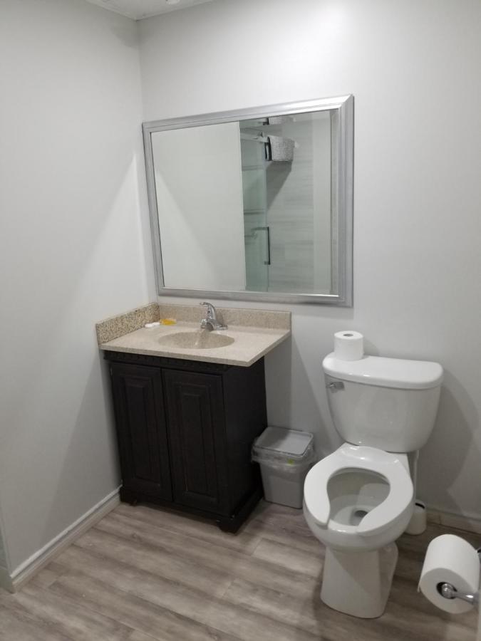 Bloorcourt Inn Toronto Ngoại thất bức ảnh